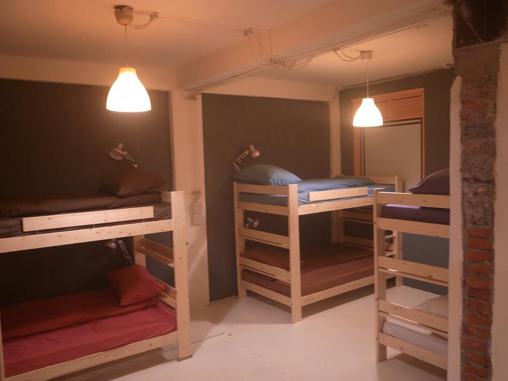 2F Hostel T'ai-tung Szoba fotó